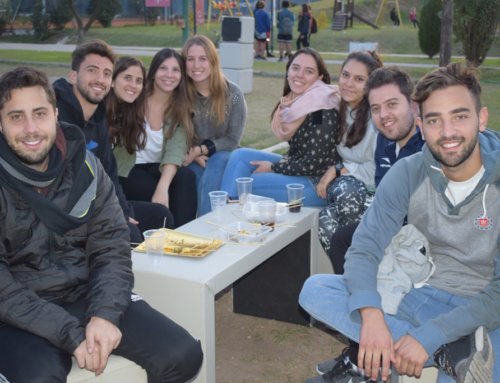 Los jóvenes también celebraron Shavuot